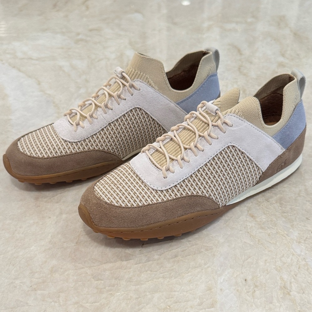 Born Aire Sneakers